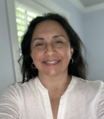 avatar for Magda Lucero Londono
